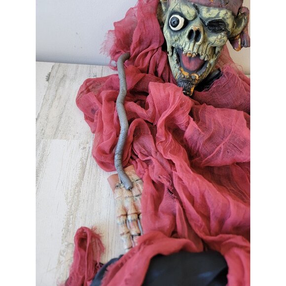 Halloween pirate AS IS hanging prop decor vintage home scary - Picture 3 of 11